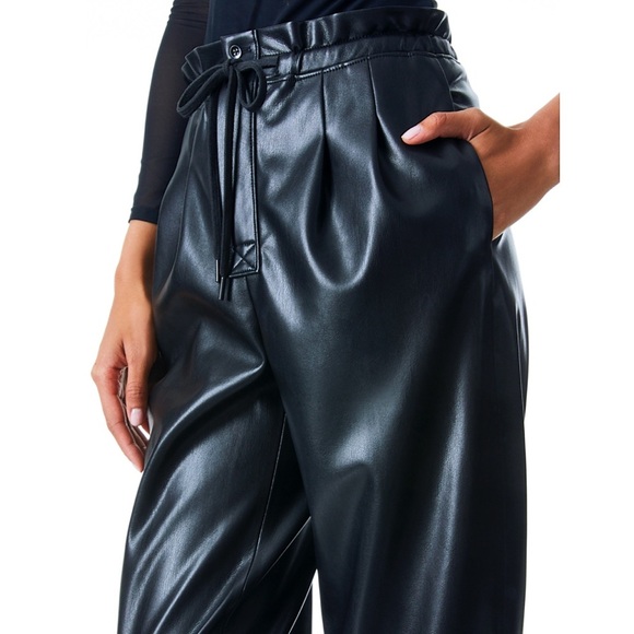 Alice + Olivia Liliana Black Vegan Leather Cropped Ankle Paper Bag Pant - Picture 7 of 16